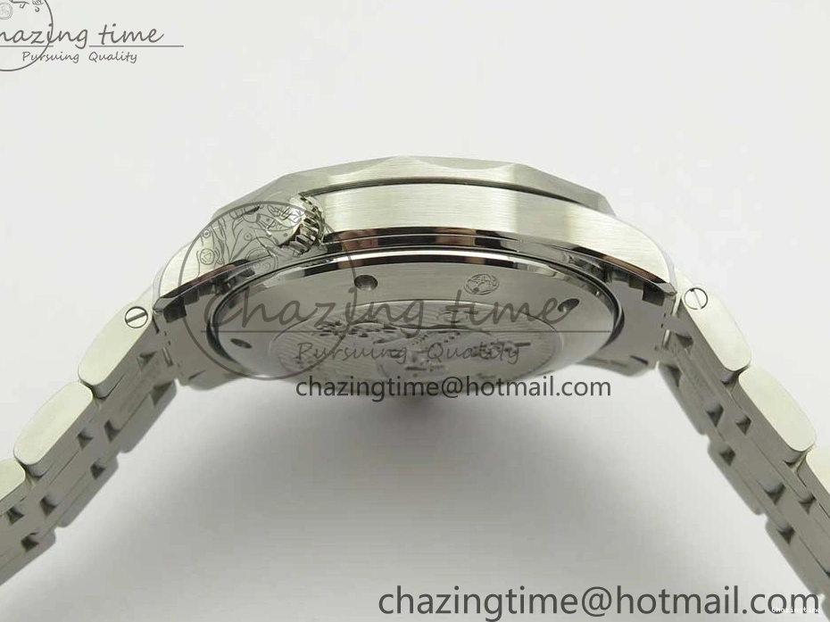 0227 HighQuality Seamaster 300M Chronometer SS Black OMF 1:1 Best Edition on SS Bracelet A2824 (Black Balance Wheel) V 7954